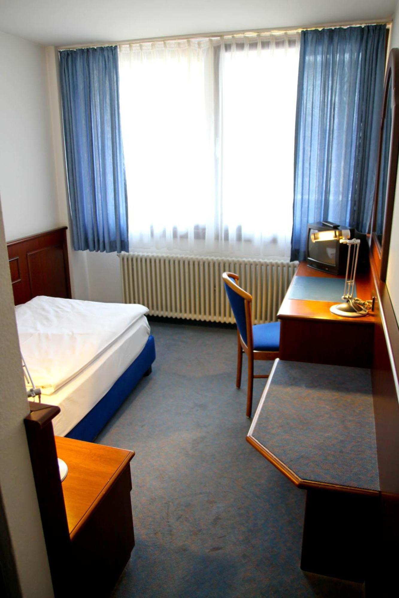 Hotel Garni Italia Бюхль Экстерьер фото