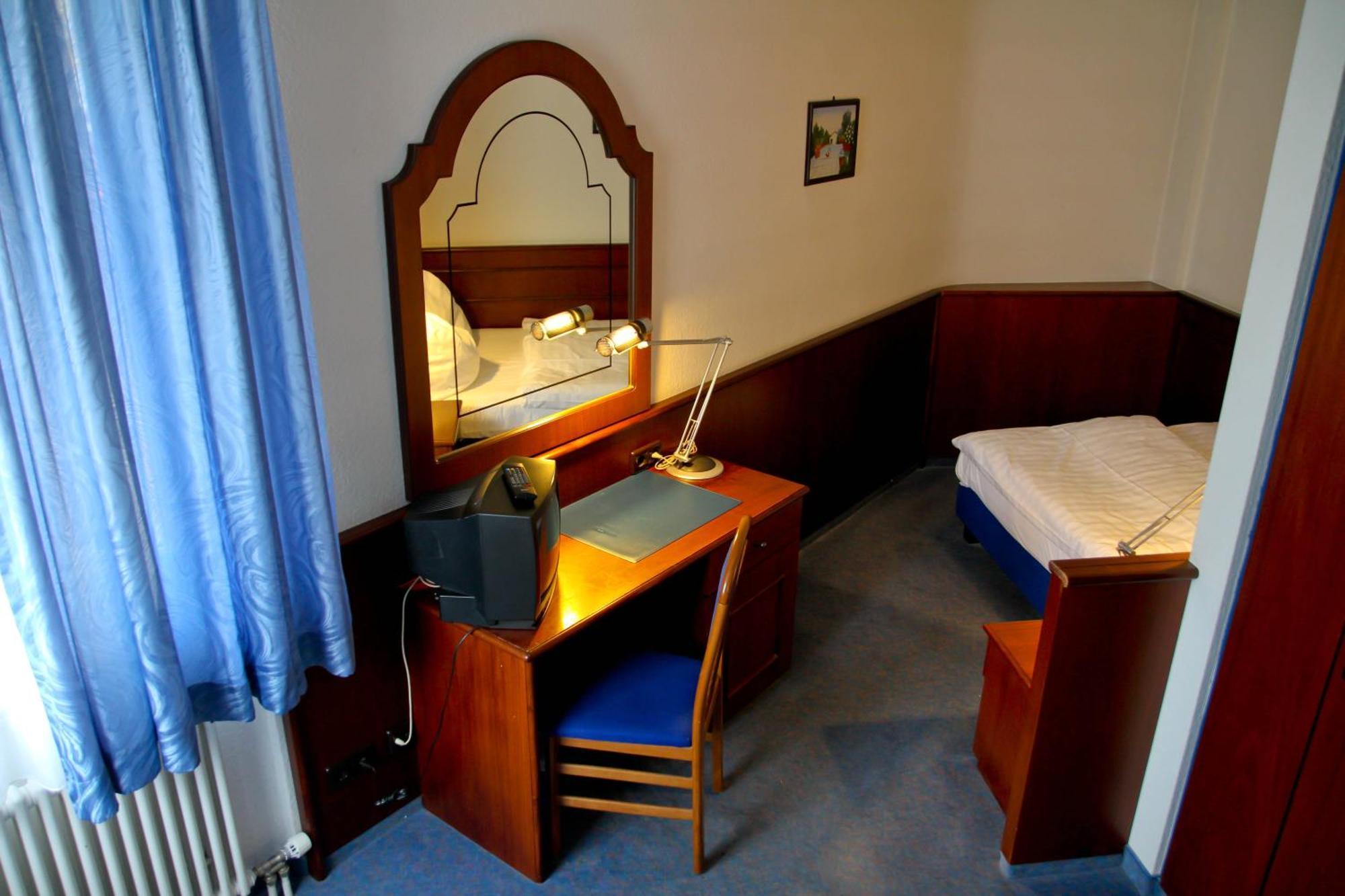 Hotel Garni Italia Бюхль Экстерьер фото