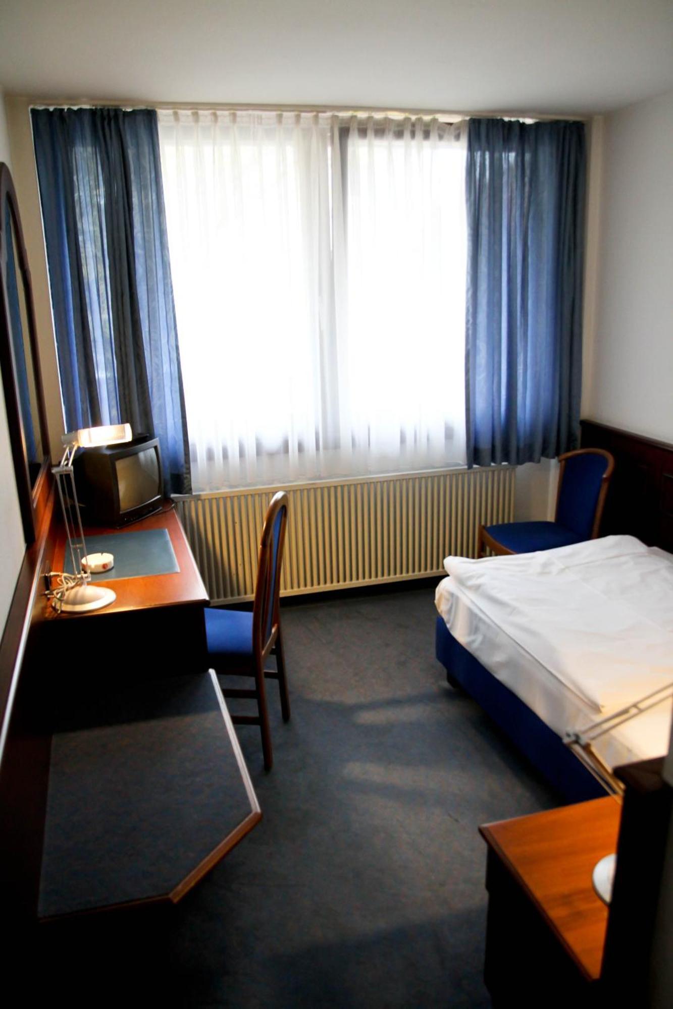 Hotel Garni Italia Бюхль Экстерьер фото